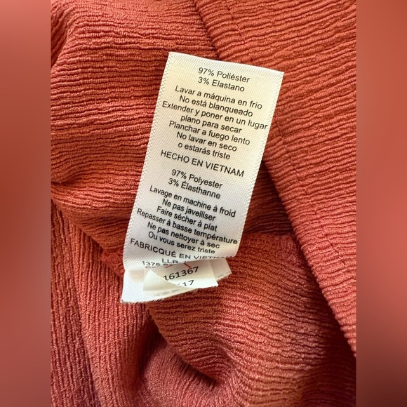 LuLaRoe Vivian Button Back Long Sleeve Top Size Medium - Picture 4 of 7